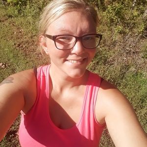 Meet your Posher, Deanna